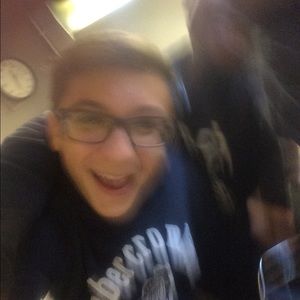 Meet your Posher, Yohan