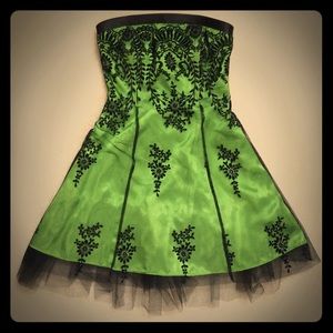 Blonde Nights cocktail dress juniors SZ 3