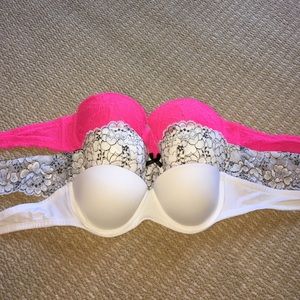 Victoria secret bras size 32A