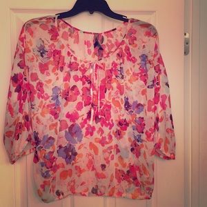 XS top by Express. Beautiful! 🎉