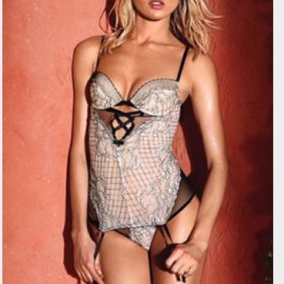 Victoria Secret dream angels garter slip