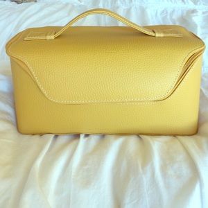 Estée Lauder Makeup Tote