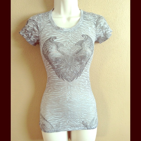 ⭐️⭐️ See-through t-shirt Size Small ⭐️⭐️