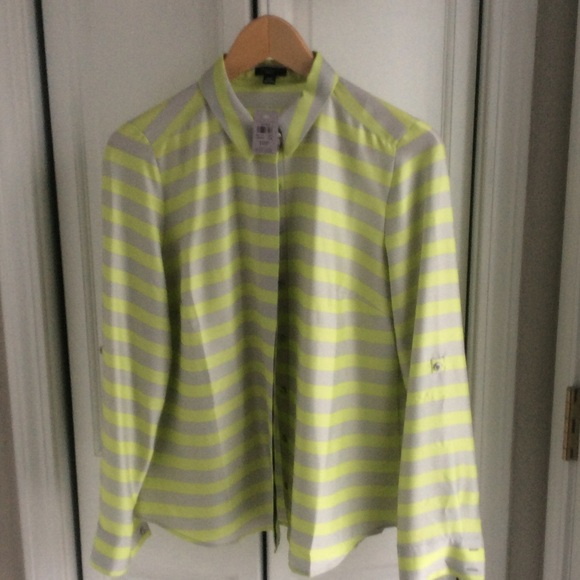 Ann Taylor NWT striped blouse. Size 10 petite.