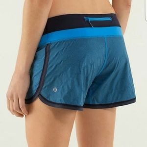 Lululemon size 6 groovy run shorts