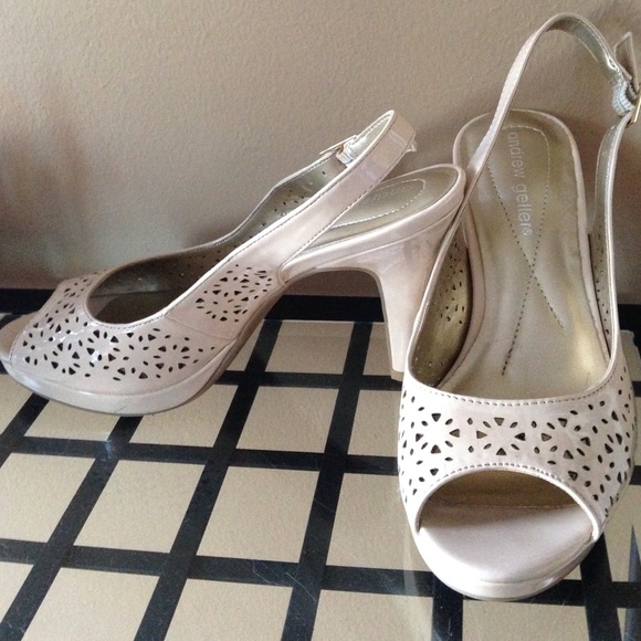 Andrew Geller size 7.5