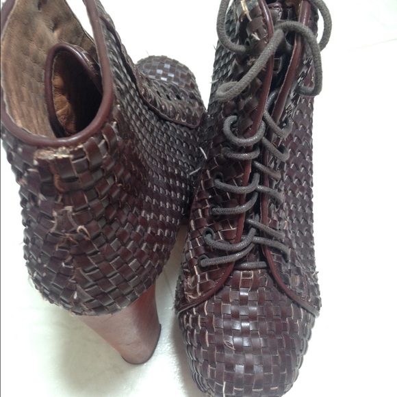 jeffrey campbell lita!!