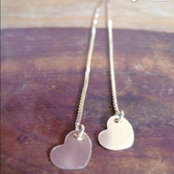 Heart shaped gold threader earrings