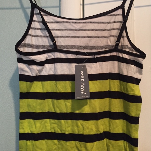 NWT Tank top - Picture 2 of 2