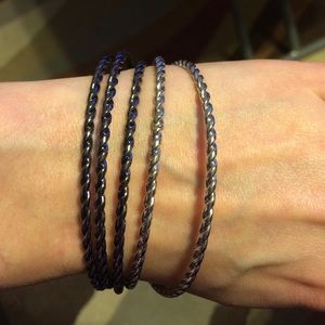 Set of 5 bangles