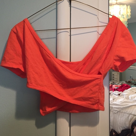 Cross Back Crop Top - Picture 2 of 2