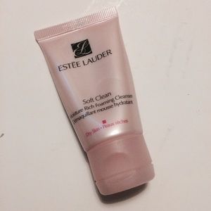 Estée Lauder cleanser