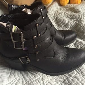 Steve madden boot