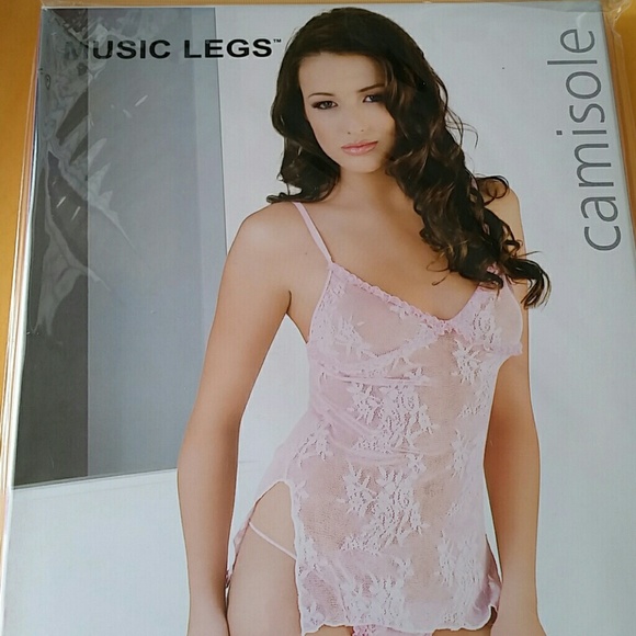 Camisole pink with matching thong