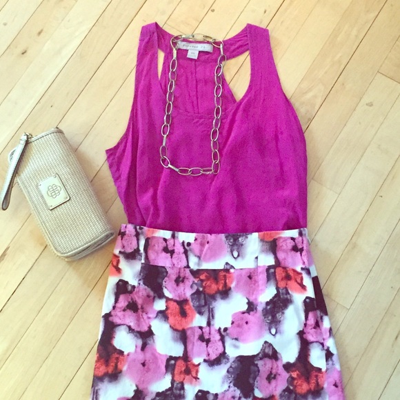 Pink sleeveless tank