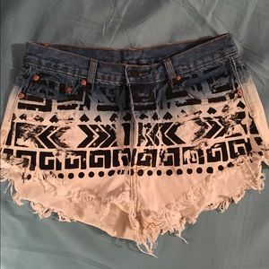 Hello! Hottie! Ombré Denim shorts w/ tribal design