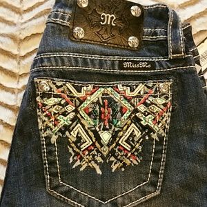 Miss Me mid rise cuffed  capri