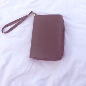 Tote with business organizer and calendar