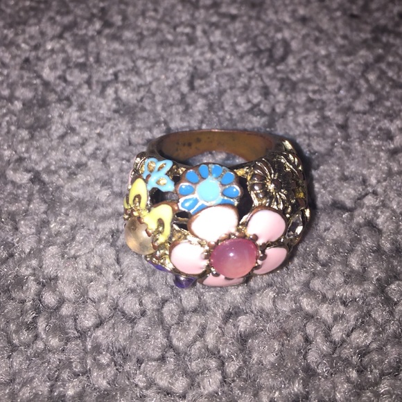 Colored Stones Flower Ring - Picture 3 of 4