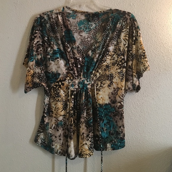 Women's printed blouse with waist tie