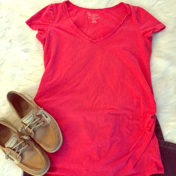 ❌SOLD❌Maternity 💎 red or pinkish stretchy shirt