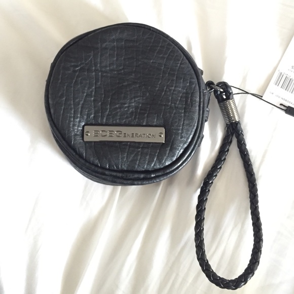 💥SALE💥 BCBG Little Purse/Wristlet