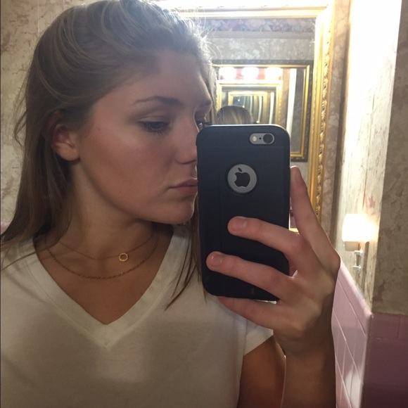 Meet your Posher, Daniela