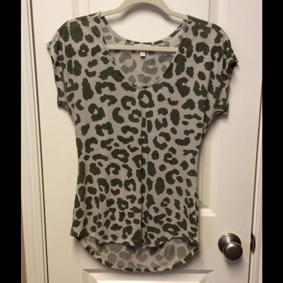 GUC leopard print Express top