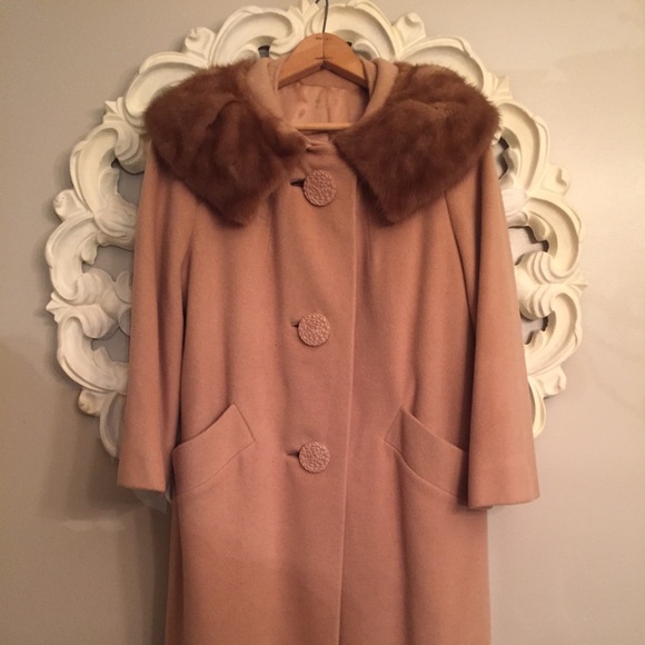 100% Cashmere Vintage Winter Coat $125