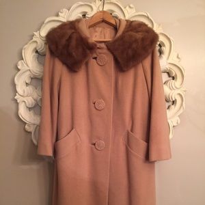 100% Cashmere Vintage Winter Coat $125