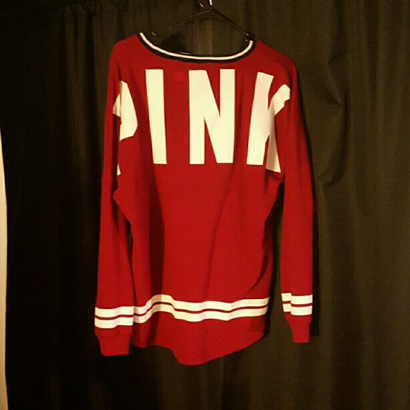 Victoria Secret red long sleeve crew neck - Picture 2 of 2
