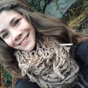 Meet your Posher, Livy