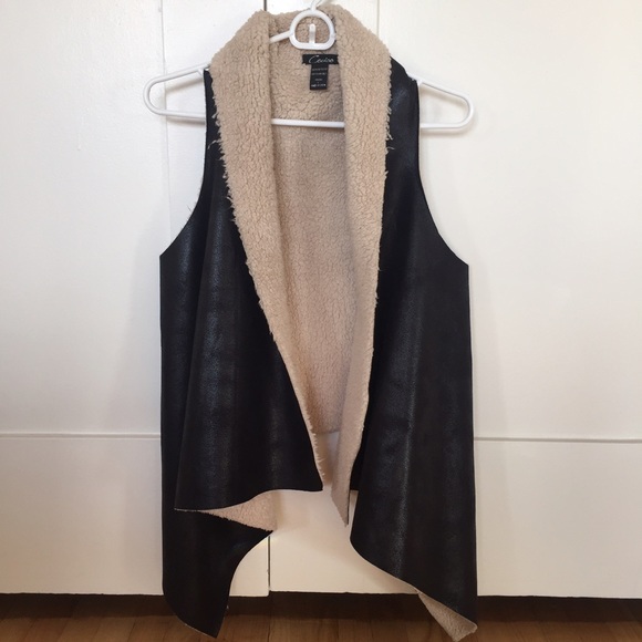 Soft black vest - Picture 3 of 6