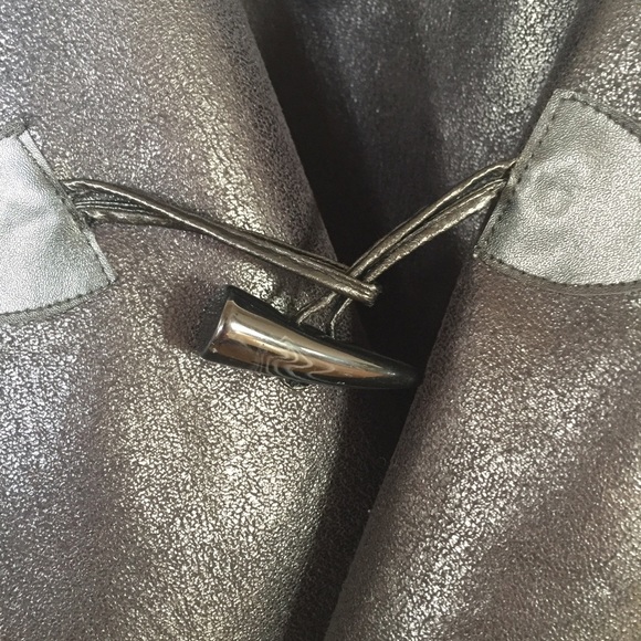 Soft black vest - Picture 6 of 6