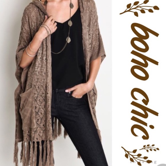 🌺HP 12/7, 22🌺GORGEOUS FRINGED CARDIGAN WITH HOOD - Picture 2 of 3