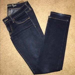 Dark wash skinny jeans