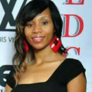 Meet your Posher, Rochelle