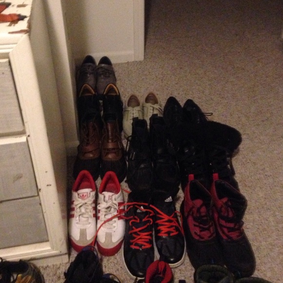 Shoes - Picture 4 of 4