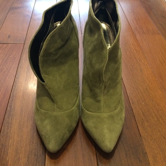 Slip on Suede Booties