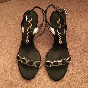 Gorgeous Nina shoes