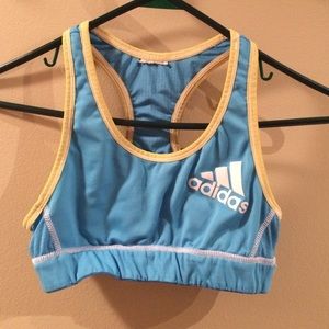 Adidas Reversible sports bra NEEDS TO GO! :)