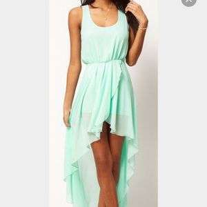 Mint dress size medium NWOT