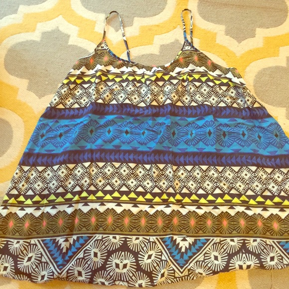 Flowy maternity tank