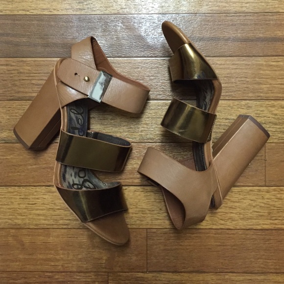 SAM EDELMAN LEATHER AND GOLD HEELS size 7.5
