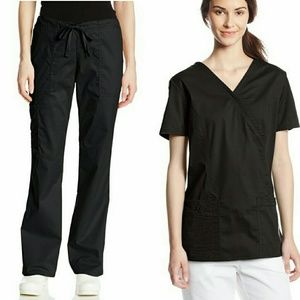 SALE!!! Cherokee Core Stretch Scrub Set