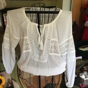 White xoxo pheasant top!! Worn only once!