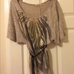 Shirt from Arden B, worn once for senior pictures