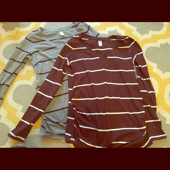 2 Maternity long sleeve shirts