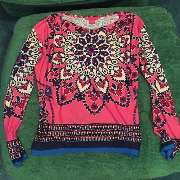 Patterned top - Picture 4 of 4