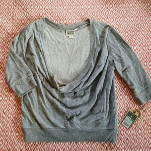 DONATED Cowl neck Converse top